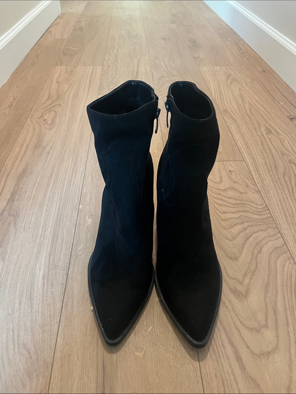 NWOT Nine West Black Pointed-Toe Suede Ankle Boots